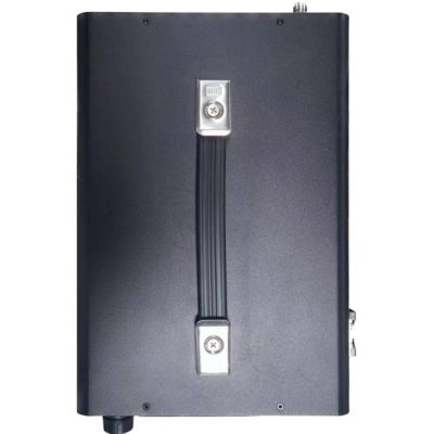 EM8100B
